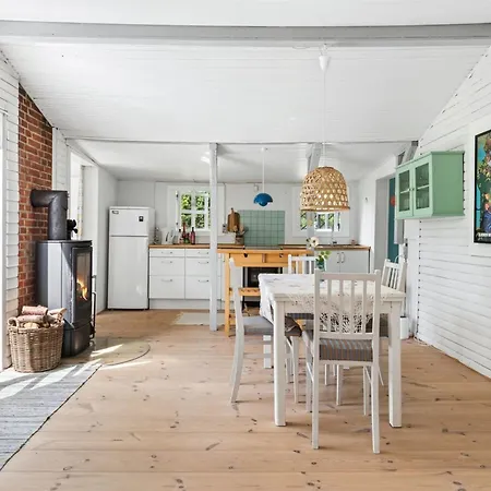 Nis - 1-4km From The Sea By Interhome Feriehus Rørvig