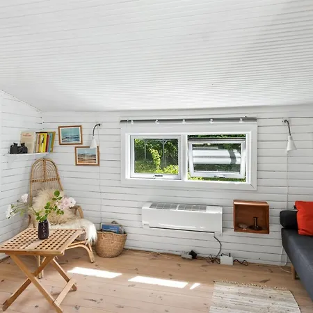 Nis - 1-4km From The Sea By Interhome